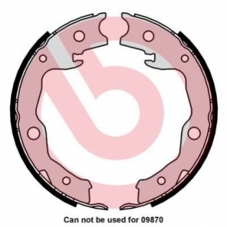 Гальмівні колодки барабанные BREMBO S83 568 (фото 1)