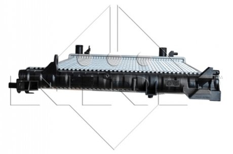 Радиатор NRF 58242 (фото 1)